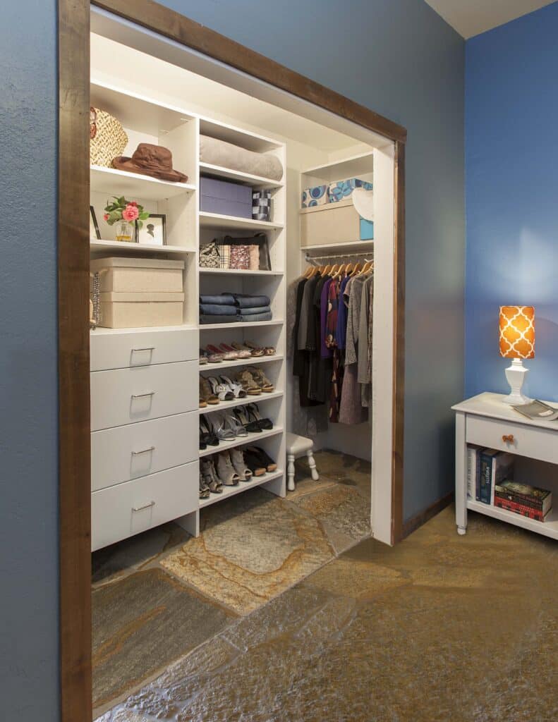 Image of a fully finished White-Modern-Reach-In-Closet-Rachel-Right-Side-May-2013